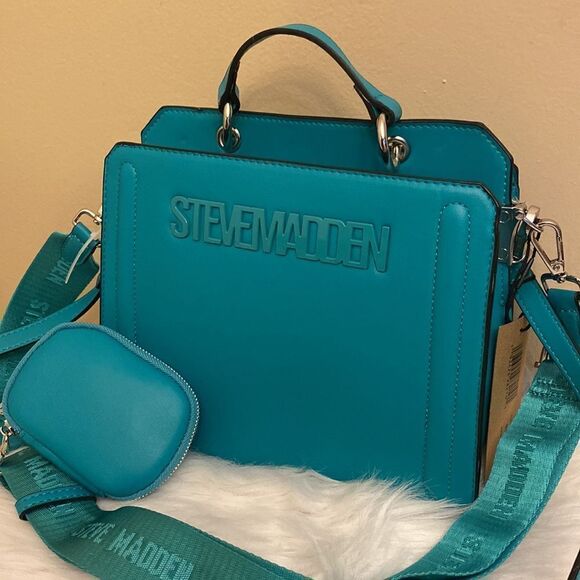 NWT Steve Madden (Bevelyn) Crossbody Bag w/ Airpod Pouch - Turquoise - Picture 4 of 9